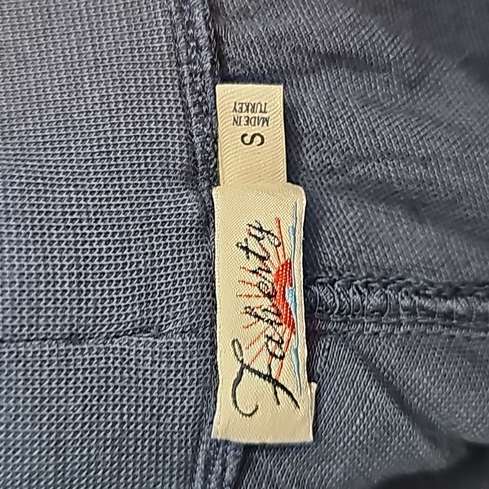 Fahery Linen Blend Cuffed Shorts in Navy - Picture 7 of 9